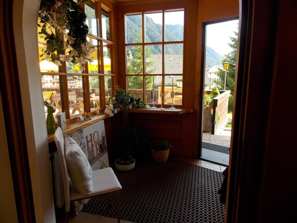 Sporthotel Enrosadira Campitello di Fassa Exterior photo