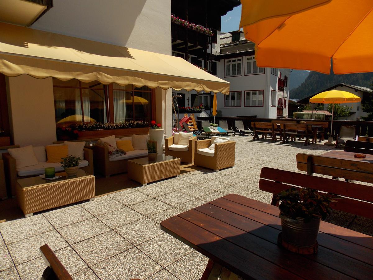 Sporthotel Enrosadira Campitello di Fassa Exterior photo