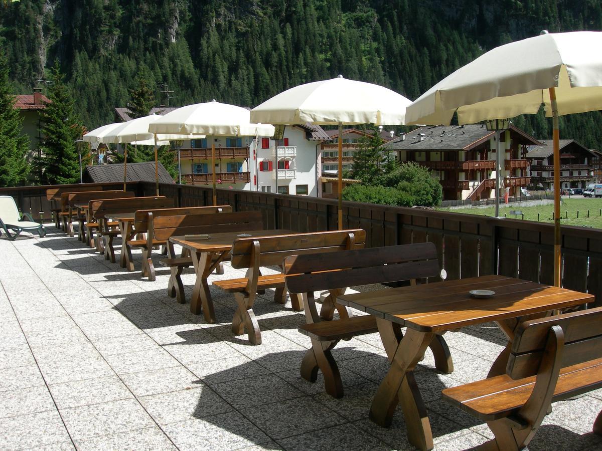 Sporthotel Enrosadira Campitello di Fassa Exterior photo